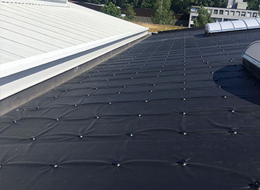 Fuite et étanchéité de toiture en Île-de-France.