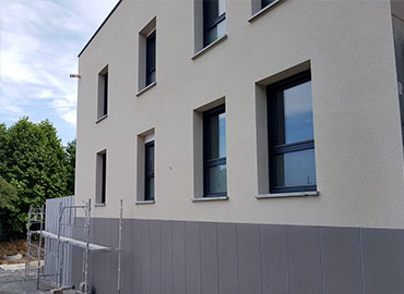 Ravalement de façade en Île-de-France.